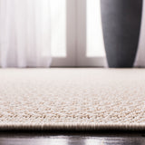 Safavieh Bermuda BMU811 Power Loomed Rug