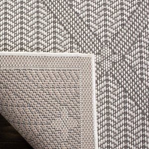 Safavieh Bermuda 811 Flat Weave Polypropylene Indoor/Outdoor-Geometric Rug BMU811B-8SQ