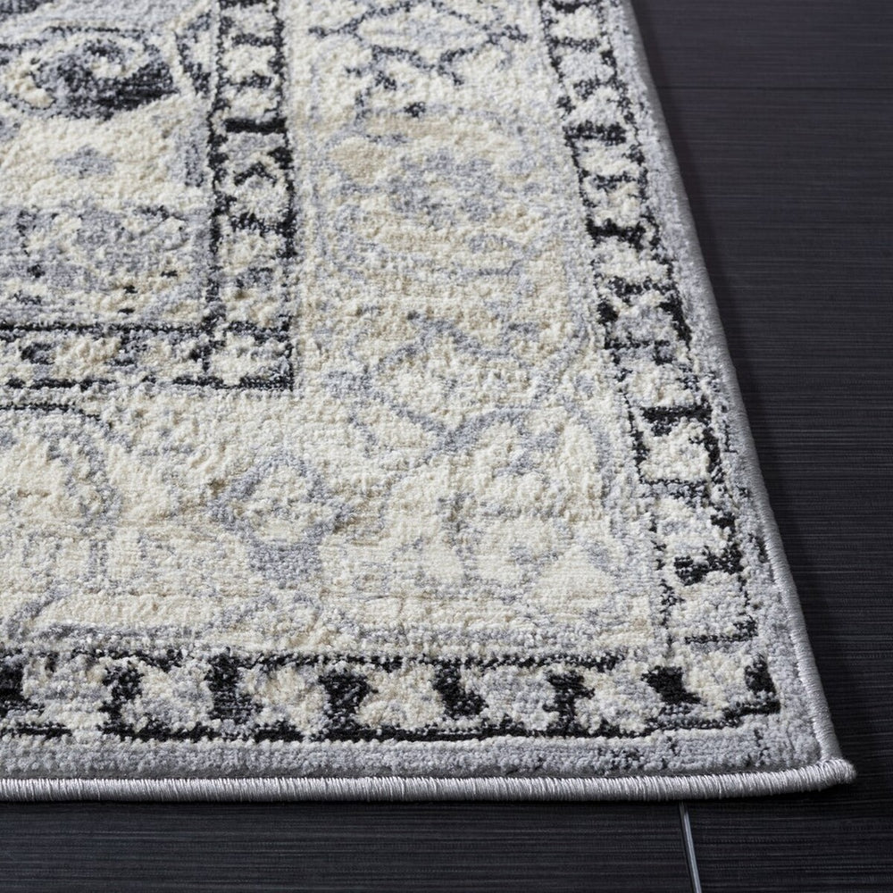 Safavieh Brentwood 851 Power Loomed 60% Polypropylene/40% Jute Transitional Rug BNT851K-9