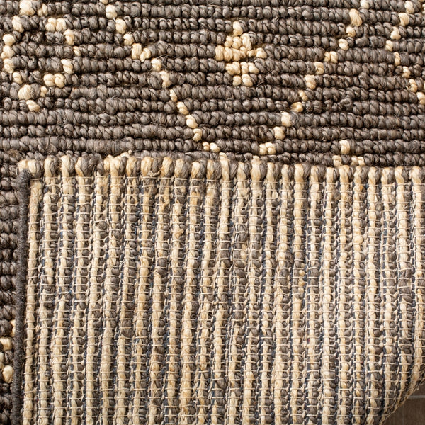 Bohemian 705 Traditional Hand Loomed Jute Pile Rug Grey / White