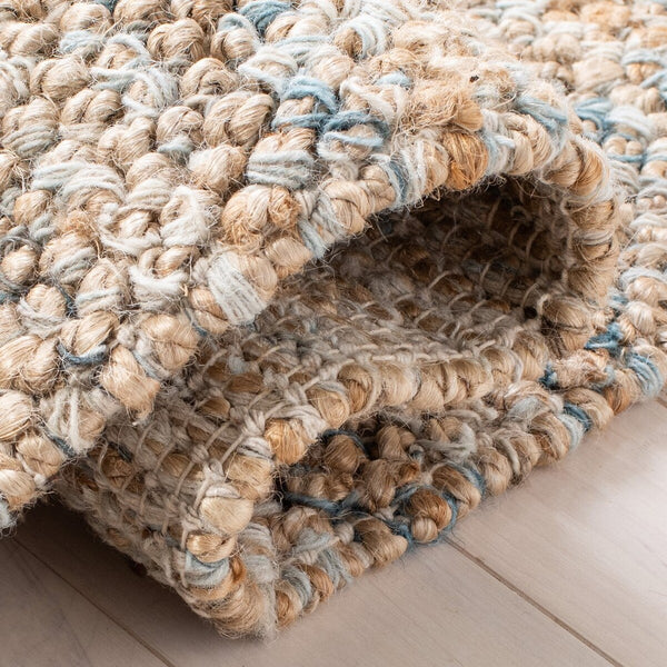 Bohemian Handwoven Rug - Luxurious 85% Jute, 15% Wool for Cozy, Stylish Home Décor Solutions