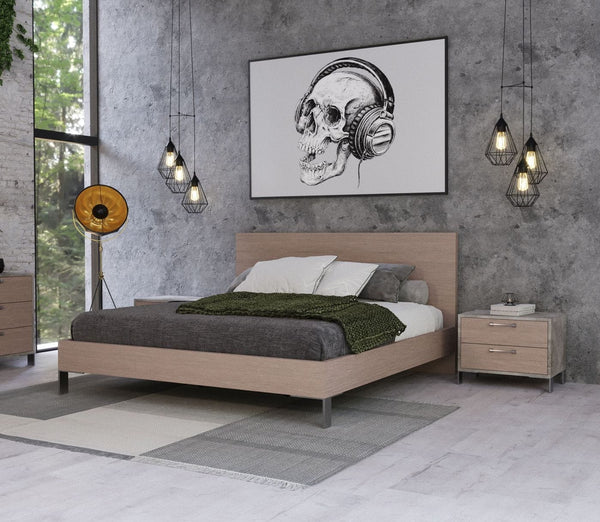 VIG Furniture Queen Nova Domus Boston - Modern Brown Oak & Brushed Stainless Steel Bed VGANBOSTON-BED-Q