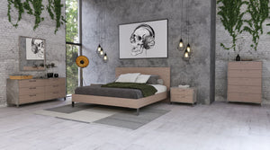 VIG Furniture Nova Domus Boston - Modern Brown Oak & Brushed Stainless Steel Bed VGANBOSTON-BED