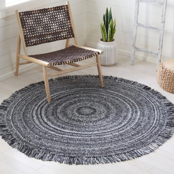Braided Handmade Rug Crafted from 100% PET Yarn for Eco-Friendly Style and Comfort in Any Room