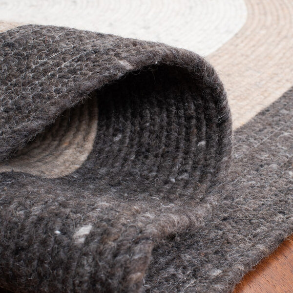 Safavieh Braided 903 Hand Woven 60% Wool, 40% Cotton Rug BRD903H-8R