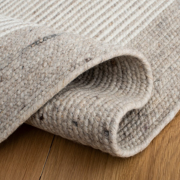 Safavieh Braided 904 Hand Woven 60% Wool, 40% Cotton Rug BRD904A-8R