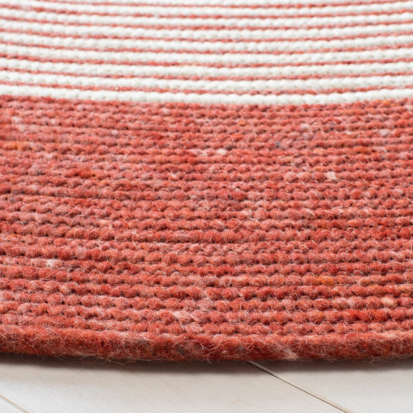 Safavieh Braided 904 Hand Woven 60% Wool, 40% Cotton Rug BRD904Q-6R