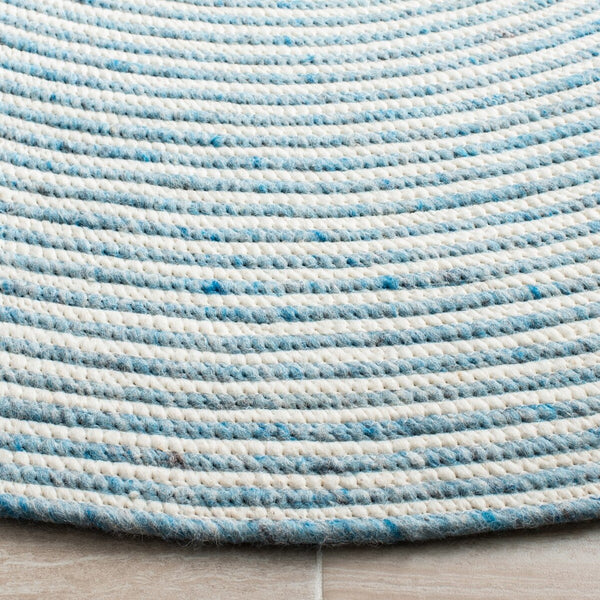 Braided 905 Contemporary Hand Woven 60% Wool, 40% Cotton Rug Blue / Ivory
