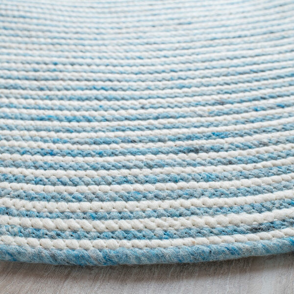 Braided 905 Contemporary Hand Woven 60% Wool, 40% Cotton Rug Blue / Ivory