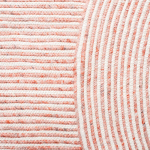 Braided 905 Contemporary Hand Woven 60% Wool, 40% Cotton Rug Red / Ivory