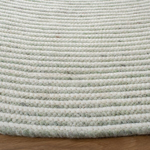 Braided 905 Contemporary Hand Woven 60% Wool, 40% Cotton Rug Green / Ivory