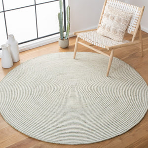 Braided 905 Contemporary Hand Woven 60% Wool, 40% Cotton Rug Green / Ivory