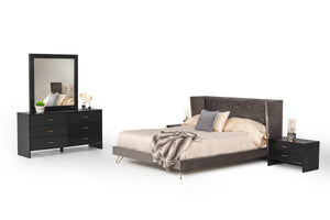 VIG Furniture Eastern King Nova Domus Bryan Modern Grey Velvet & Gold Bed VGMABR-82-EK