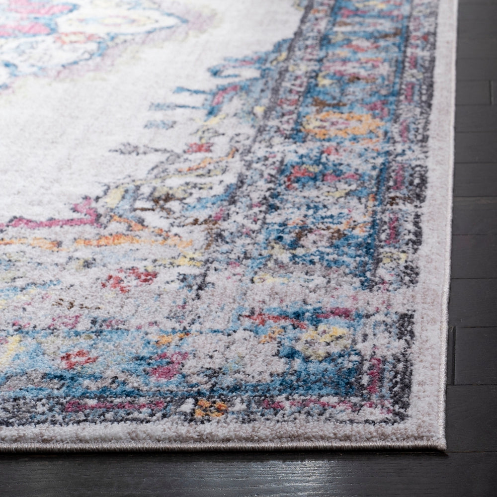 Safavieh Bristol BTL343 Power Loomed Rug