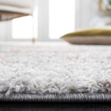 Safavieh Calista 136 Power Loomed Polypropylene Pile Frise Contemporary Rug CAL136F-9