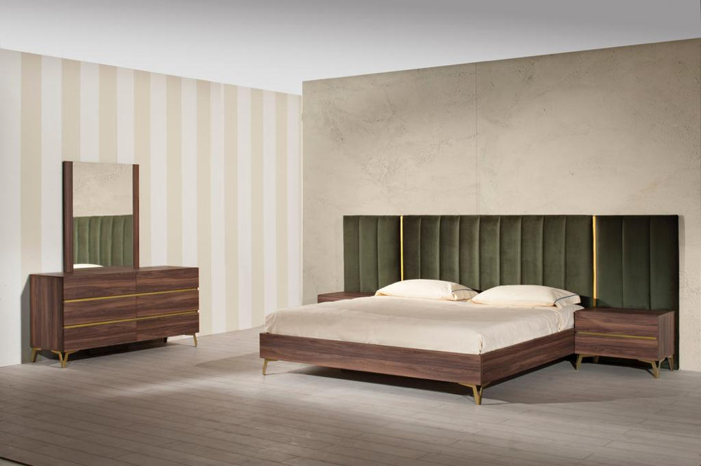 VIG Furniture Queen Nova Domus Calabria Modern Walnut & Green Velvet Bed & Nightstands VGACCALABRIA-BED-Q