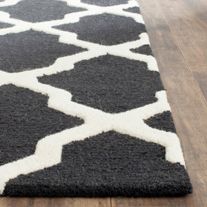 Safavieh Cambridge CAM121 Hand Tufted Rug