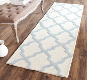 Safavieh Cambridge CAM121 Hand Tufted Rug
