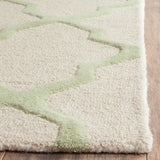 Safavieh Cambridge 121 Hand Tufted Wool Rug CAM121N-4R