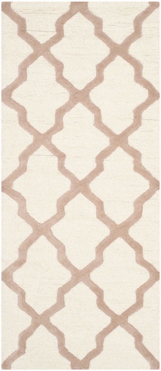 Safavieh Cambridge CAM121 Hand Tufted Rug