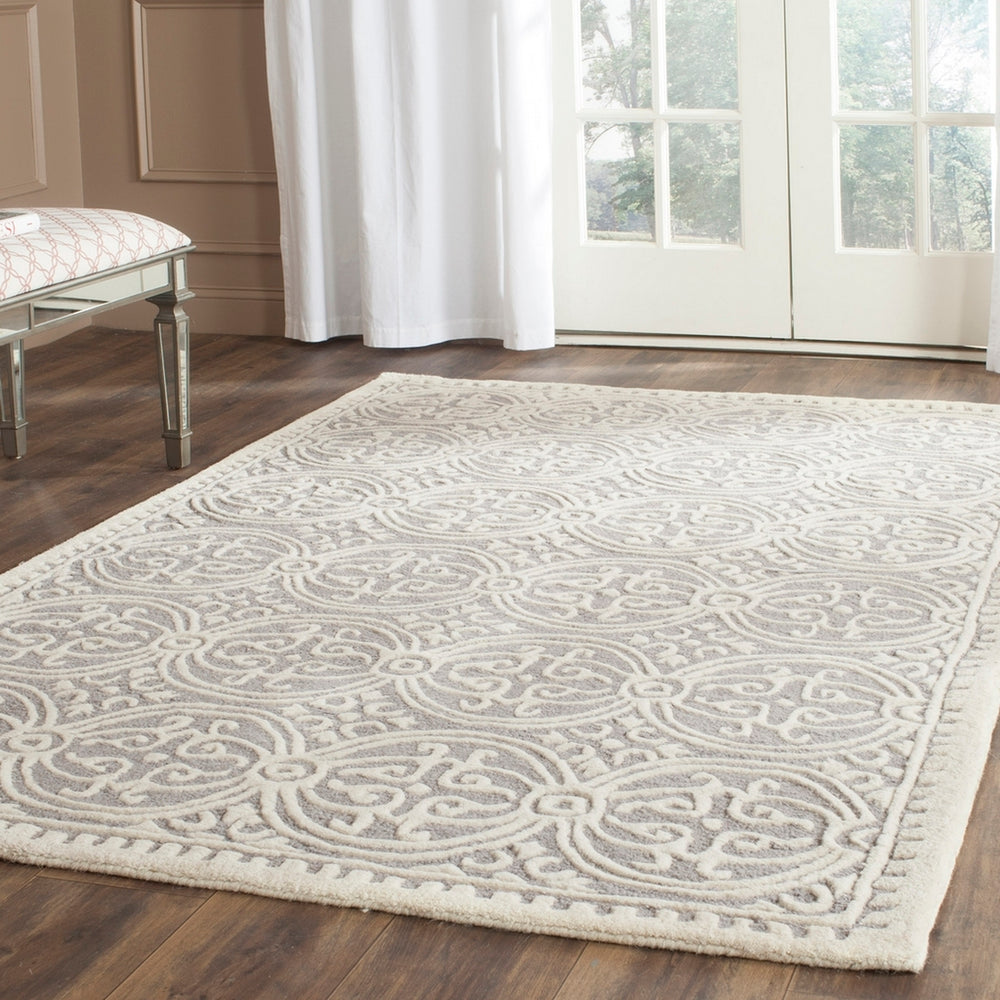 Safavieh Cambridge CAM123 Hand Tufted Rug