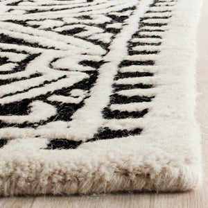 Safavieh Cambridge 123 Hand Tufted Wool Rug CAM123E-4SQ