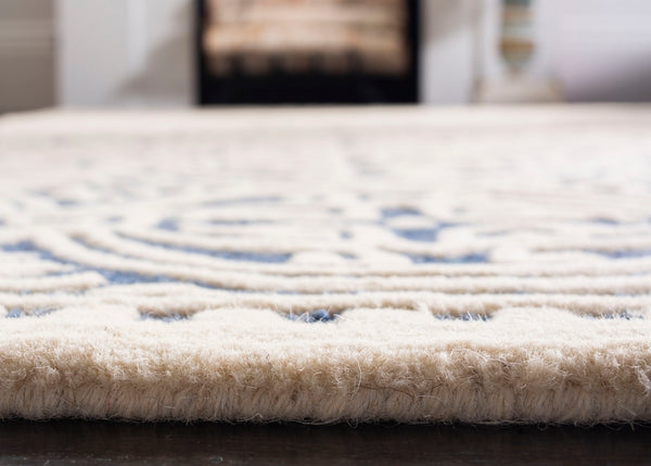 Safavieh Cambridge 123 Hand Tufted Wool Rug CAM123G-4SQ