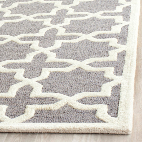 Safavieh Cambridge CAM125 Hand Tufted Rug