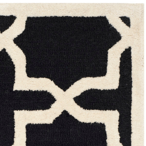 Safavieh Cambridge CAM125 Hand Tufted Rug