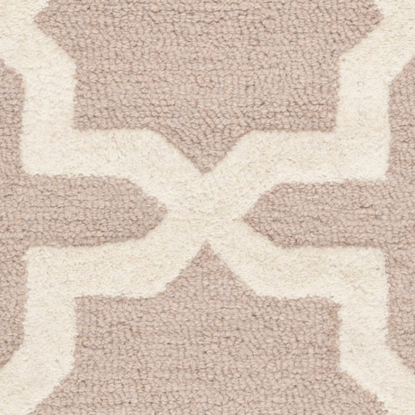 Safavieh Cambridge CAM125 Hand Tufted Rug
