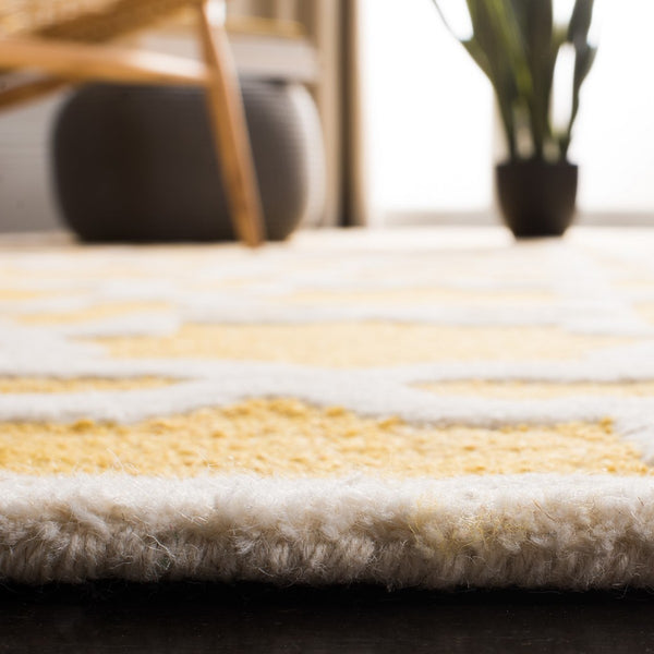 Safavieh Cambridge 125 Hand Tufted Wool Rug CAM125Q-4SQ