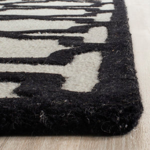 Safavieh Cambridge CAM125 Hand Tufted Rug