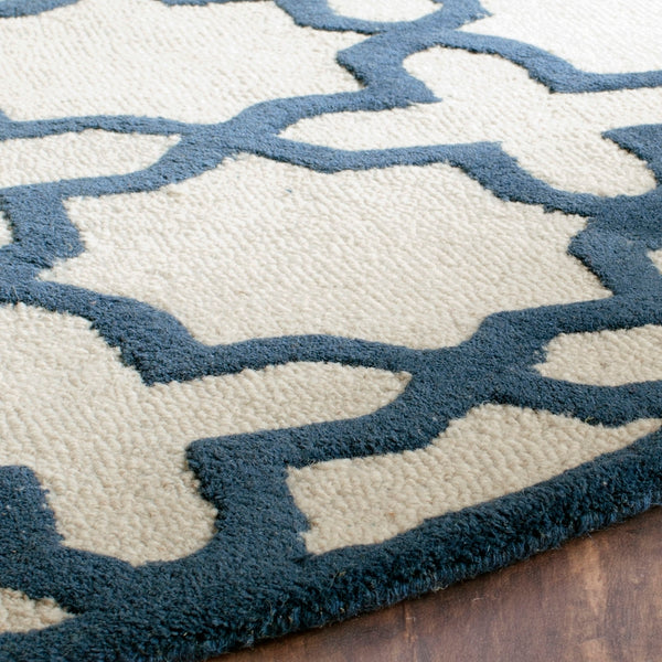 Safavieh Cambridge 125 Hand Tufted Wool Rug CAM125Z-28