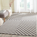 Safavieh Cambridge CAM129 Hand Tufted Rug