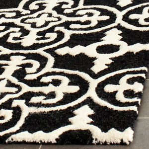 Safavieh Cambridge 133 Hand Tufted Wool Rug CAM133E-8SQ