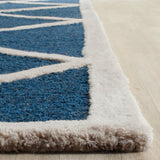 Safavieh Cambridge CAM136 Hand Tufted Rug