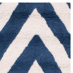 Safavieh Cambridge CAM139 Hand Tufted Rug