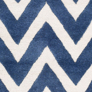 Safavieh Cambridge CAM139 Hand Tufted Rug