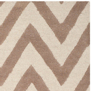 Safavieh Cambridge CAM139 Hand Tufted Rug