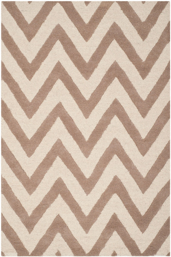 Safavieh Cambridge CAM139 Hand Tufted Rug