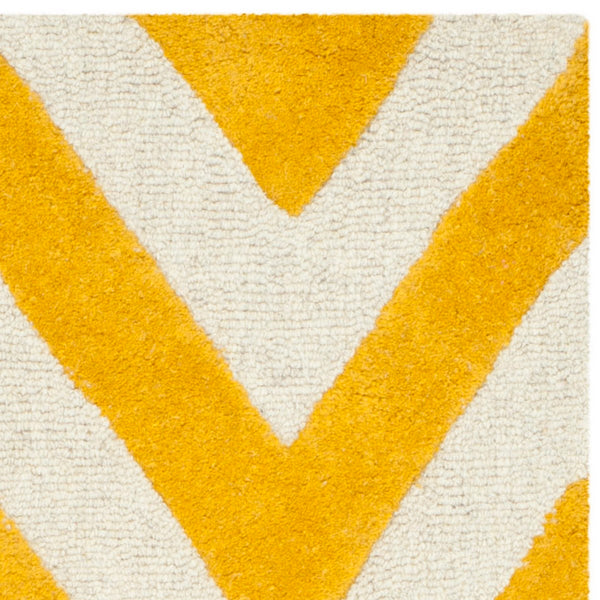 Safavieh Cambridge CAM139 Hand Tufted Rug