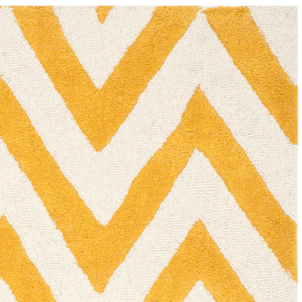 Safavieh Cambridge CAM139 Hand Tufted Rug