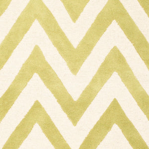 Safavieh Cambridge CAM139 Hand Tufted Rug