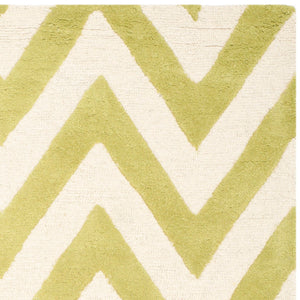 Safavieh Cambridge CAM139 Hand Tufted Rug