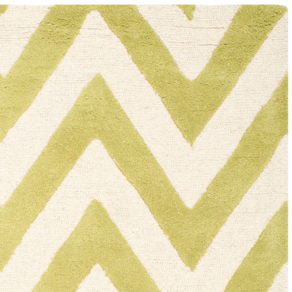 Safavieh Cambridge CAM139 Hand Tufted Rug