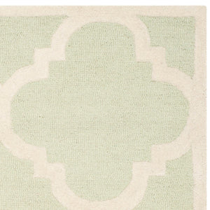 Safavieh Cambridge CAM140 Hand Tufted Rug