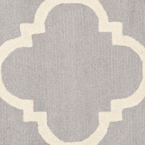 Safavieh Cambridge CAM140 Hand Tufted Rug