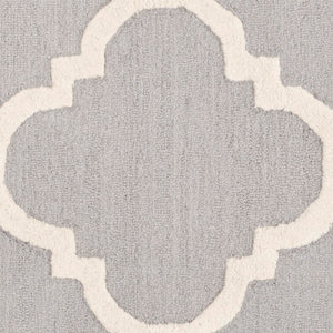 Safavieh Cambridge CAM140 Hand Tufted Rug