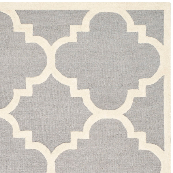 Safavieh Cambridge CAM140 Hand Tufted Rug