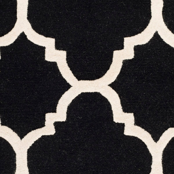 Safavieh Cambridge CAM140 Hand Tufted Rug